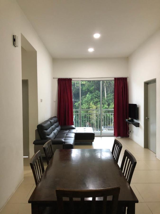 Golden Hill 3 Room Apt @ Night Market キャメロンハイランド エクステリア 写真